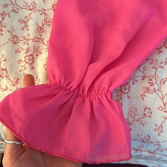 Pink blouse - Picture 3 of 3
